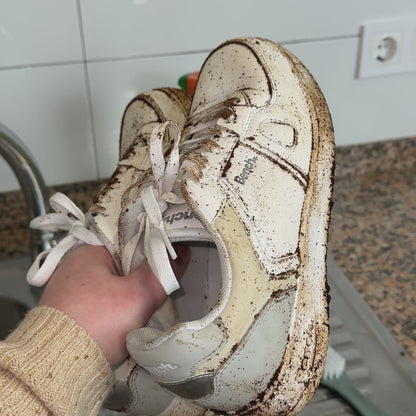 NivowBag™ Clean Sneakers. Zero Effort.